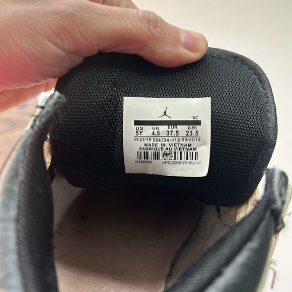 Nike Jordan 1 Retro High OG ‘Atmosphere’ ‘Bubble Gum’ - Picture 8 of 8